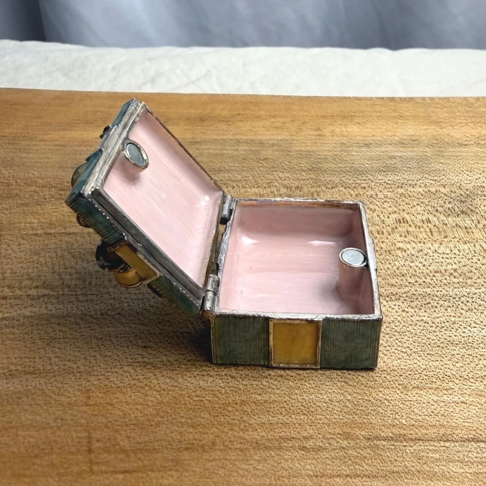 VTG Monet Enamel Gift Box Trinket Pill Ring Box Rhinestone Bow Coquette